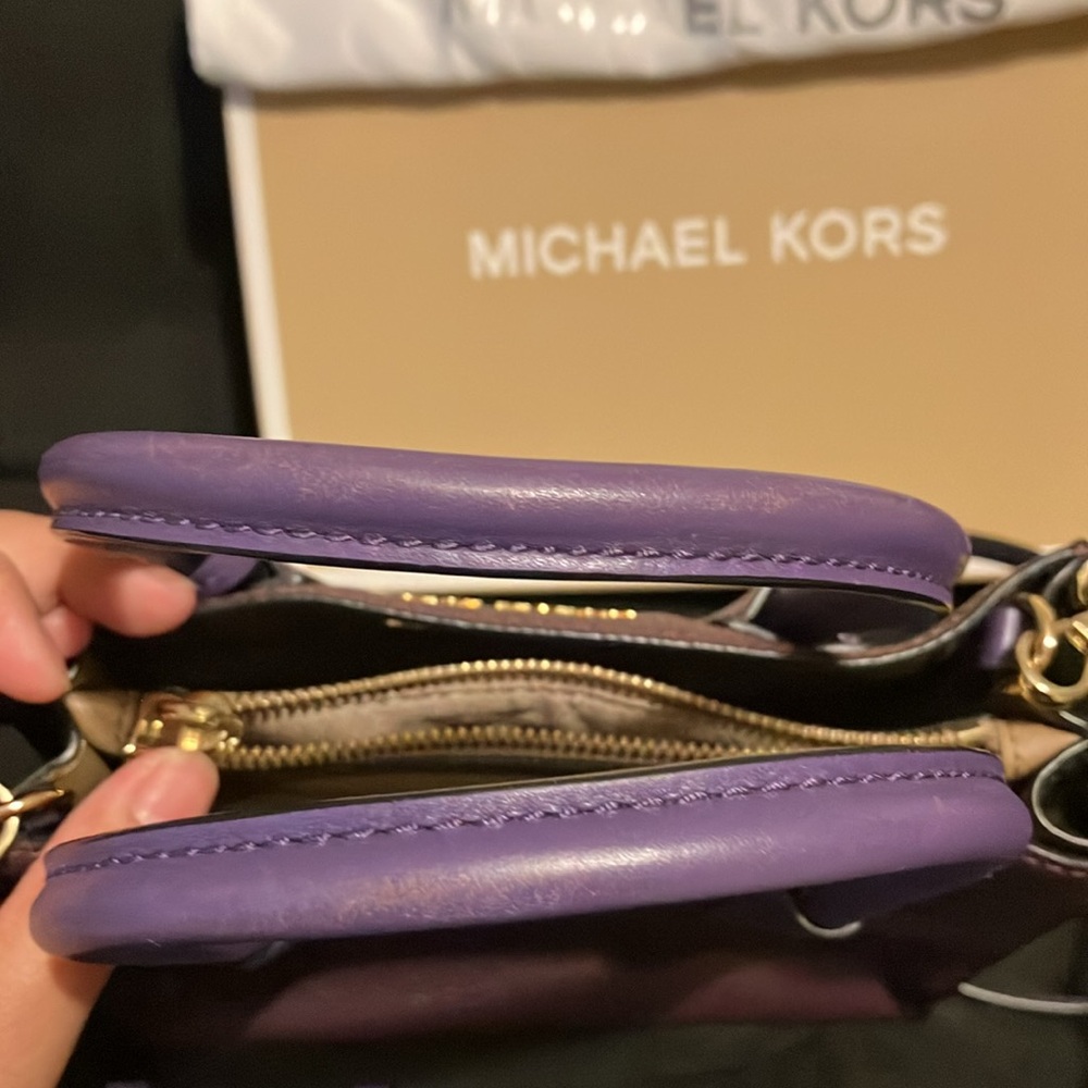 Michael Kors bag - Picture 8 of 17